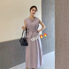夏季新款两件套连衣裙女韩版设计感无袖上衣收腰显瘦中长裙子，女装连衣裙，雅鹿