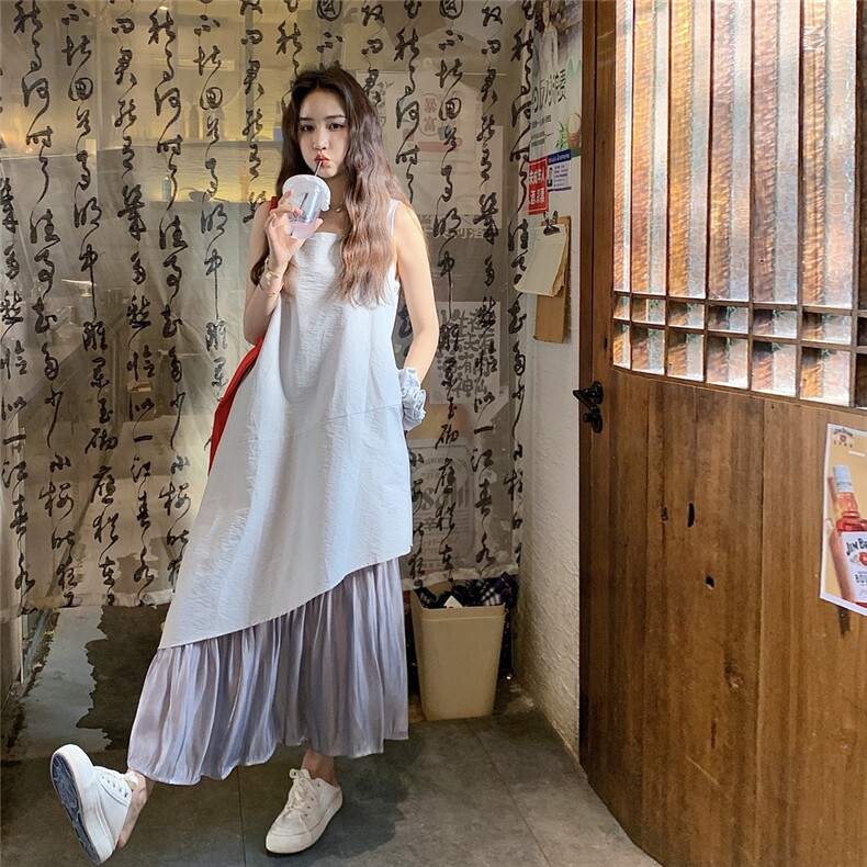 假两件撞色拼接无袖背心连衣裙女夏2025新款独特漂亮绝美显瘦长裙图片