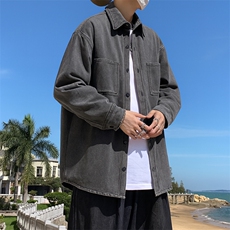 黑灰色