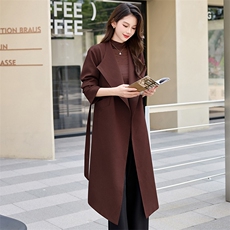 欧货正品一口价女2024秋冬英伦风中长款宽松百搭收腰系带翻领风衣，女装风衣，时尚俏佳人