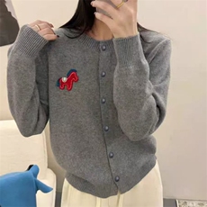 2026年秋季时尚百搭通勤简约休闲小马开衫，女装针织衫/毛衣，萱芳婷羊绒