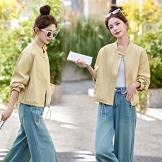 欧货高级感淡黄色白皮衣外套女2026春秋新款蝙蝠袖pu短夹克小个子，女装皮衣，潮流依族