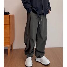 军绿色