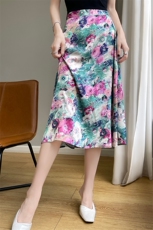 碎花半身裙子女2024年春夏新款潮中长款裙子，女装半身裙，绒宛羊绒
