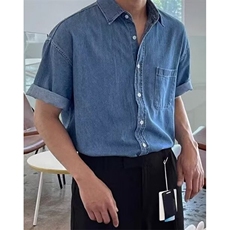 深蓝色