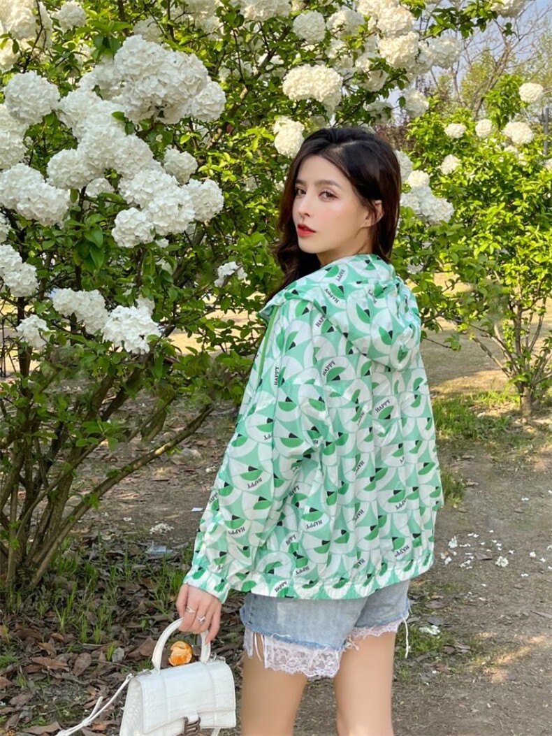 特爆防晒衣！！！！慢一点就要拍单款，其它，恋钱