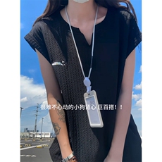 黑色