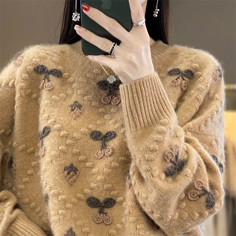 100%纯羊毛衫女圆领草莓钩花拼色毛衣加厚宽松慵懒针织羊绒打底衫，女装羊毛衫，臻维羊绒