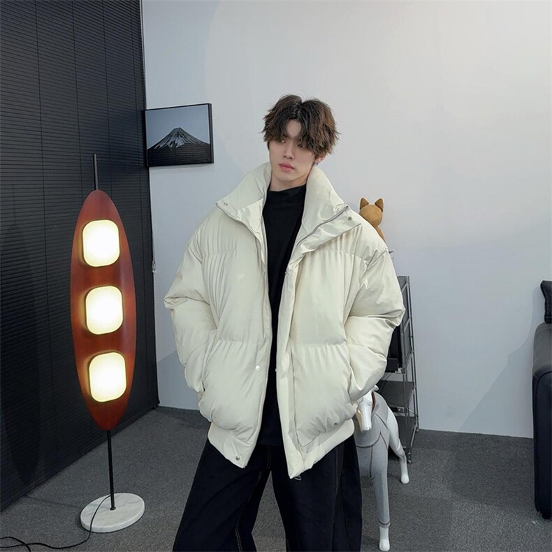 现货冬季三防重磅硬挺boxy短款羽绒刺绣立领PU皮棉衣外套加厚棉服，男装棉衣，电商A486-1