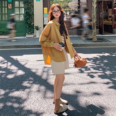 秋季长袖衬衫上衣女设计感小众新款宽松翻领黄色ins韩系纯色衬衣，女装衬衫，梦懿尔