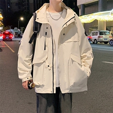 米白色