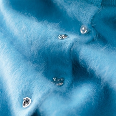 2025年秋季时尚百搭通勤简约休闲圆领蓝色开衫，女装羊绒衫，致织羊绒