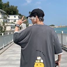 灰色