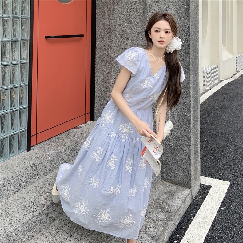 蓝色刺绣连衣裙2C105-0518-P135-K188图片