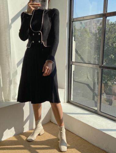 法式小调…珍珠U领马甲毛衣裙，女装马夹，GN