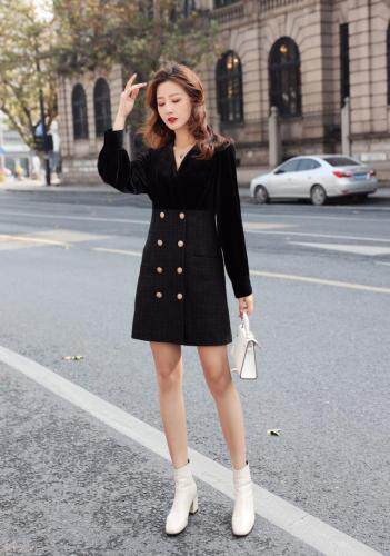 【现货】幂幂同款金丝绒V领拼接连衣裙，女装连衣裙，伊洛姿