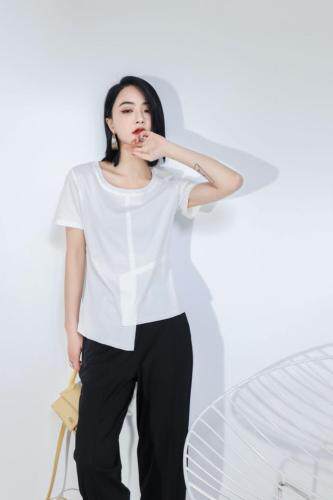 夏季新品发布中，女装，赛蝶衣社