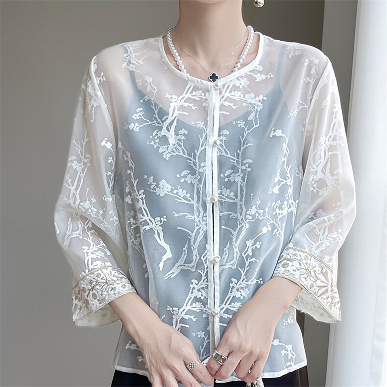 新中式国风外套七分袖薄款2025夏季刺绣开衫薄款欧根纱防晒衣上衣，女装T恤，圣丽羊绒