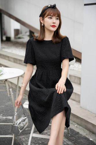 （现货）连衣裙，女装连衣裙，伊娜蕾尔