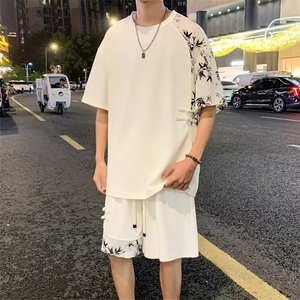 新中式风套装男夏季青少年学生冰丝薄款短袖t恤男士垂感五分裤图片
