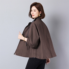 2026春新款风衣外套休闲宽松大码女装短款外套拉链款，女装风衣，秋牧寒烟