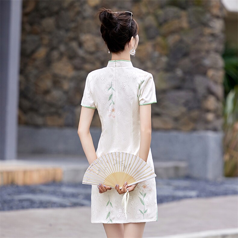 现货2024改良旗袍连衣裙年轻款女夏季新中式高级感禅意碎花裙,女装连衣裙,然然