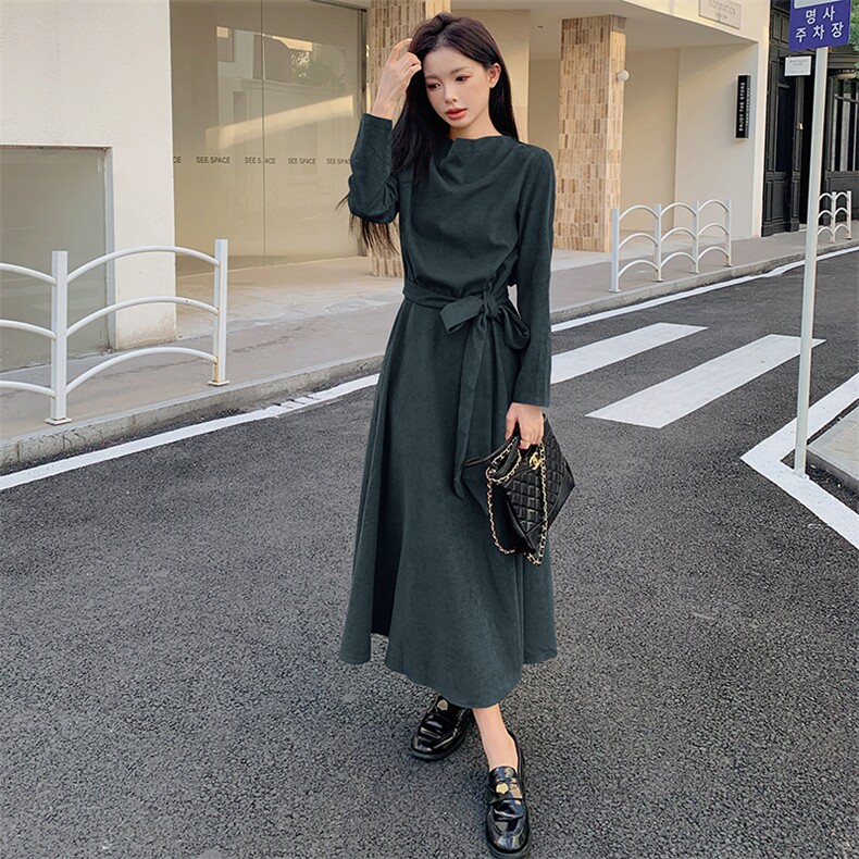 高端精致气质红色长袖连衣裙女2024早秋新款小个子收腰显瘦长裙子,女装连衣裙,新思路