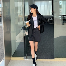 黑色小个子炸街短款PU皮衣女2025春新款韩版港风街头机车百搭上衣，女装短外套，2C037
