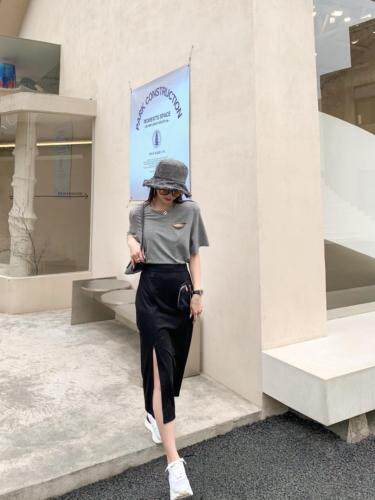 跑量开口T简约洋气，女装，Queena PHoebe