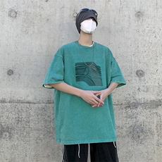 草绿色