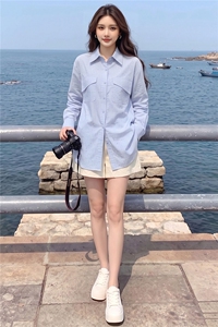 女款春秋新款设计感纯色翻领百搭单排扣宽松时尚简约小个子衬衣潮图片