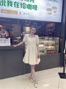夏季新款连衣裙
款号：2208
尺码：m.l.xl图片