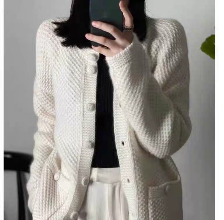 纯色圆领口袋时尚针织35%羊绒开衫百搭休闲显瘦文艺风外套，女装羊绒衫，以美红杉羊绒