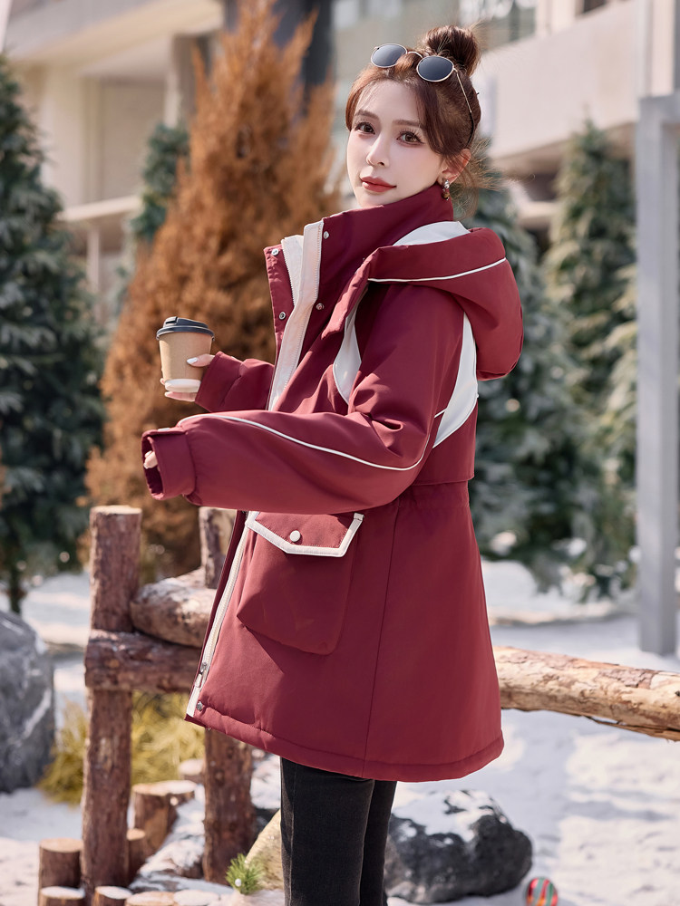 羽绒服明星同款2025冬季新品收腰冲锋衣中长款派克服外套女户外,女装羽绒服,意芙