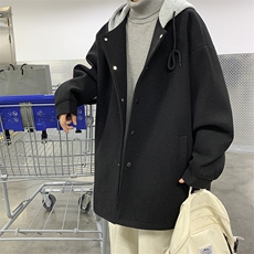 黑色
