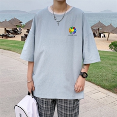 浅蓝色