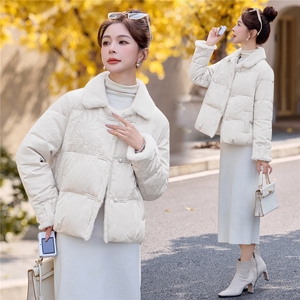 现货.新中式提花羽绒服2025年冬季新款高级感优雅气质外套,2021新潮流穿搭图片