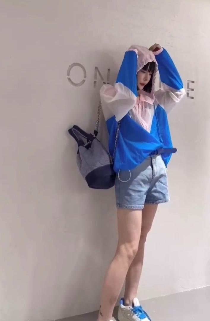 新款洋气韩版撞色连帽防晒衣,女装其它,L·H·X