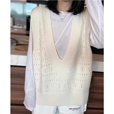 2024年秋季时尚气质V领百搭纯色套头马甲，女装马甲，德聚羊绒