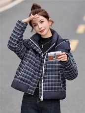 格子连帽羽绒服女小个子冬装2025新款高端时尚百搭保暖白鸭绒外套，女装羽绒服，丽影随形