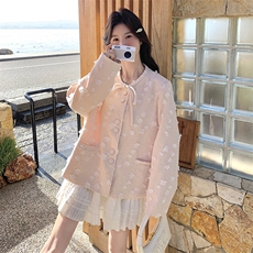 粉色花朵新中式国风棒球服女春设计感国风新款奶乎乎爆款减龄外套，女装短外套，含赞