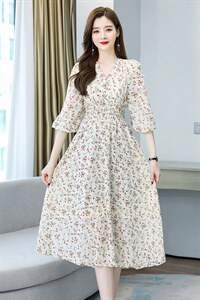 2021春季新款气质V领时尚优雅雪纺花边长袖收腰显瘦连衣裙图片