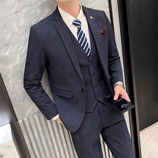 藏青色