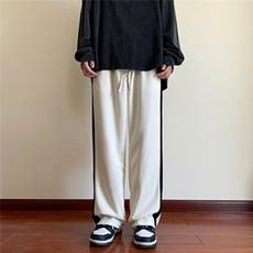 卡其色