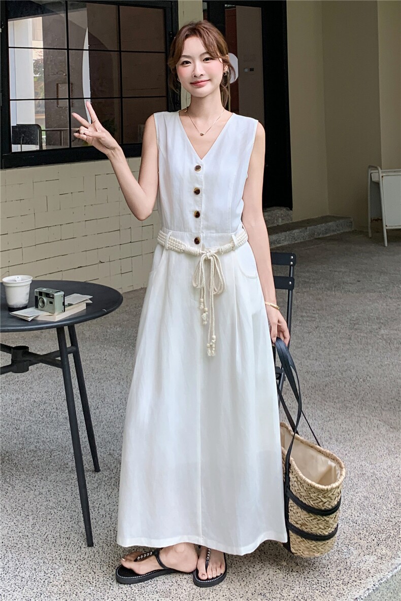 韩系简约白色无袖连衣裙2025夏季新款超好看高级感气质显瘦长裙女,女装连衣裙,尚娜萱
