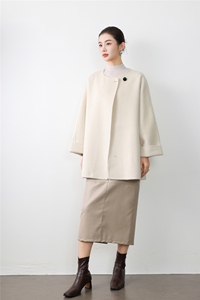 2025年秋季款号一粒扣韩版羊驼双面呢大衣，女装双面呢大衣，亿美羊绒