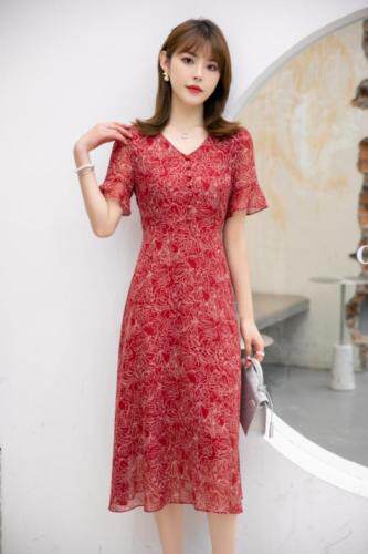 现货供应：夏装新款修身连衣裙M一XXL，女装连衣裙，拉思维加丝