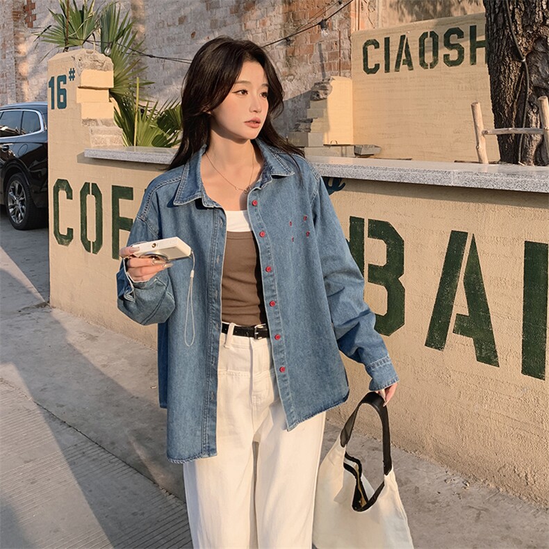 2024春装新款时尚潮流简约气质牛仔衬衣上衣，女装衬衫，浙宝220