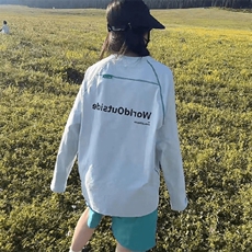 天蓝色
