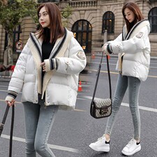 韩版白色羽绒服女2021年新款白鸭绒短款小个子冬季外套，女装羽绒服，曼娅璐